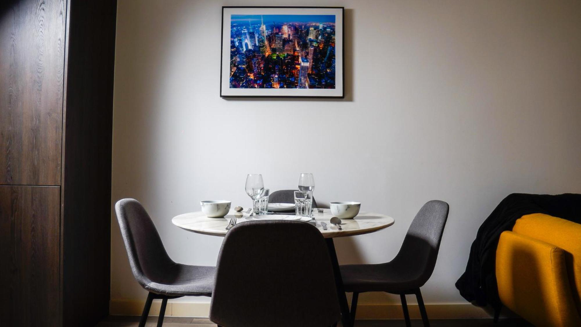Manchester City Centre Apt With Balcony & Free Parking - Including Free 1-Hour Early Check-In Or Late Check-Out For Bookings Until July, Justeat Voucher For 2-Night Stays Minimum! マンチェスター エクステリア 写真