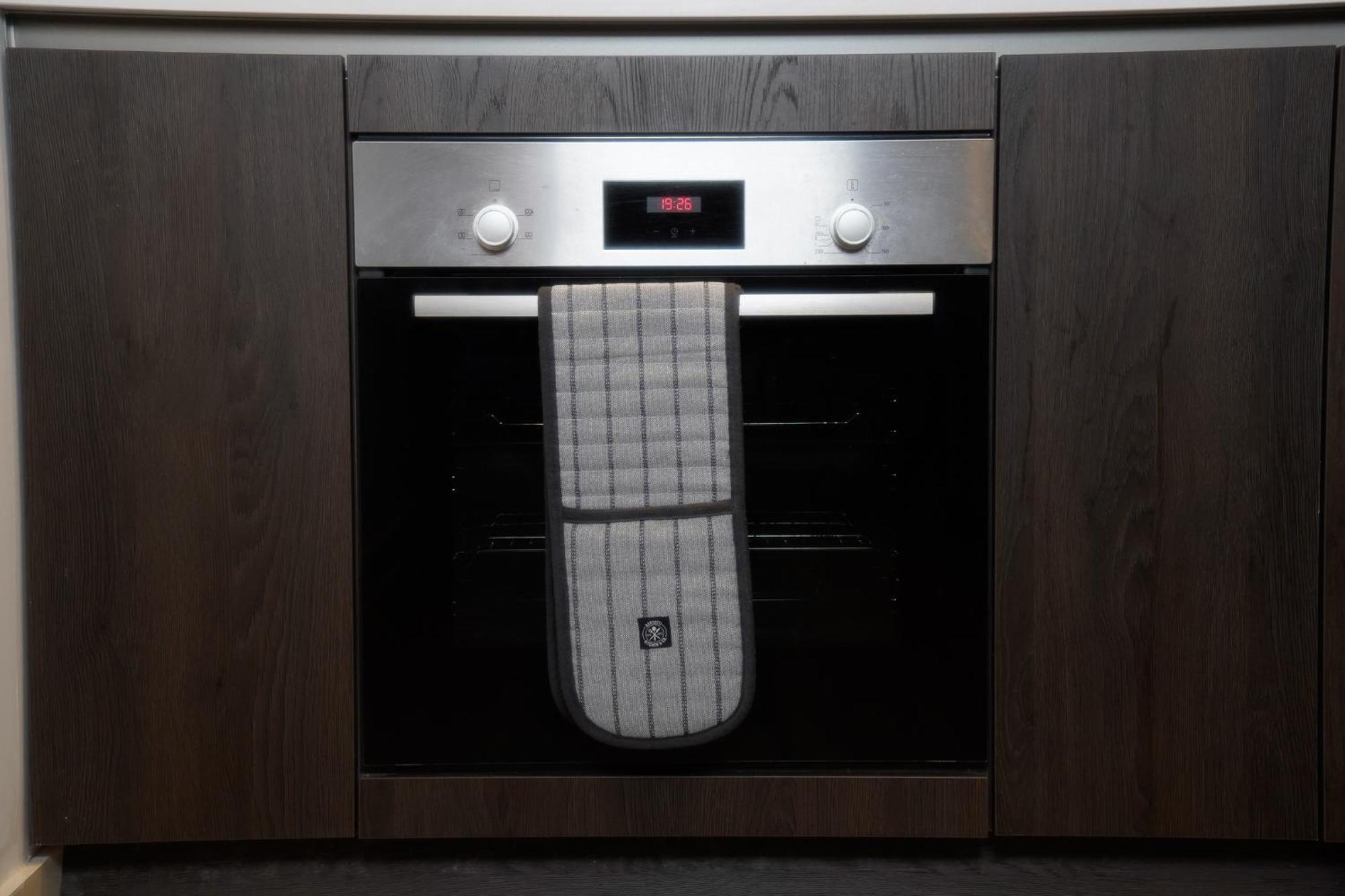 Manchester City Centre Apt With Balcony & Free Parking - Including Free 1-Hour Early Check-In Or Late Check-Out For Bookings Until July, Justeat Voucher For 2-Night Stays Minimum! マンチェスター エクステリア 写真