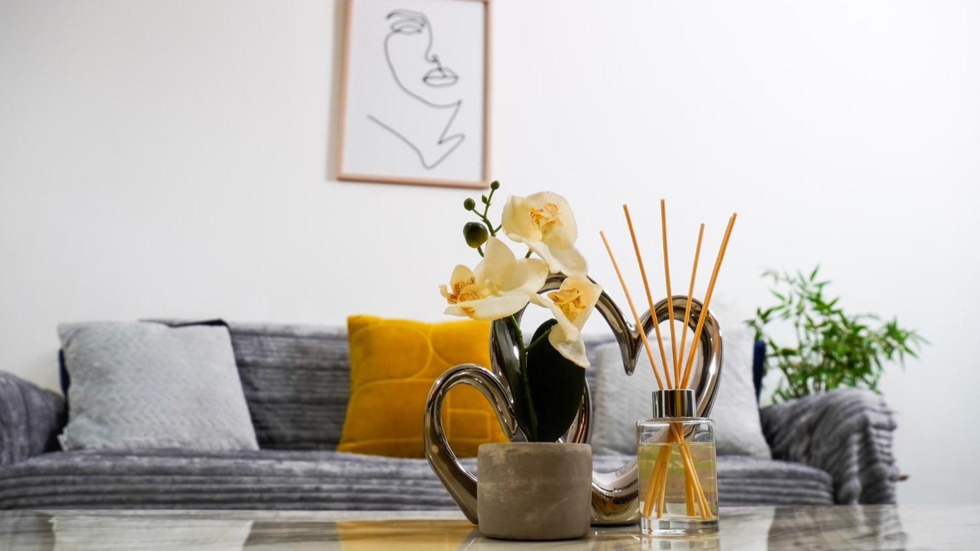 Manchester City Centre Apt With Balcony & Free Parking - Including Free 1-Hour Early Check-In Or Late Check-Out For Bookings Until July, Justeat Voucher For 2-Night Stays Minimum! マンチェスター エクステリア 写真